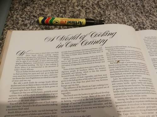 SOUTH AFRICAN COOKBOOK Readers Digest Cook Book  ( recipes  cooking ) PLEASE NOTE DESCRIPTION  )