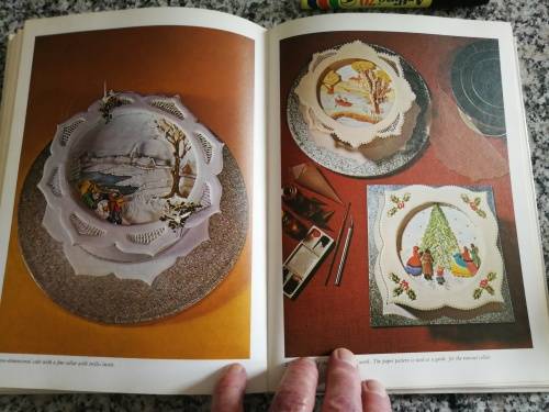 CAKE DECORATING AND SUGARCRAFT EVELYN WALLACE  UPDATED (  baking wedding special occasion cakes )