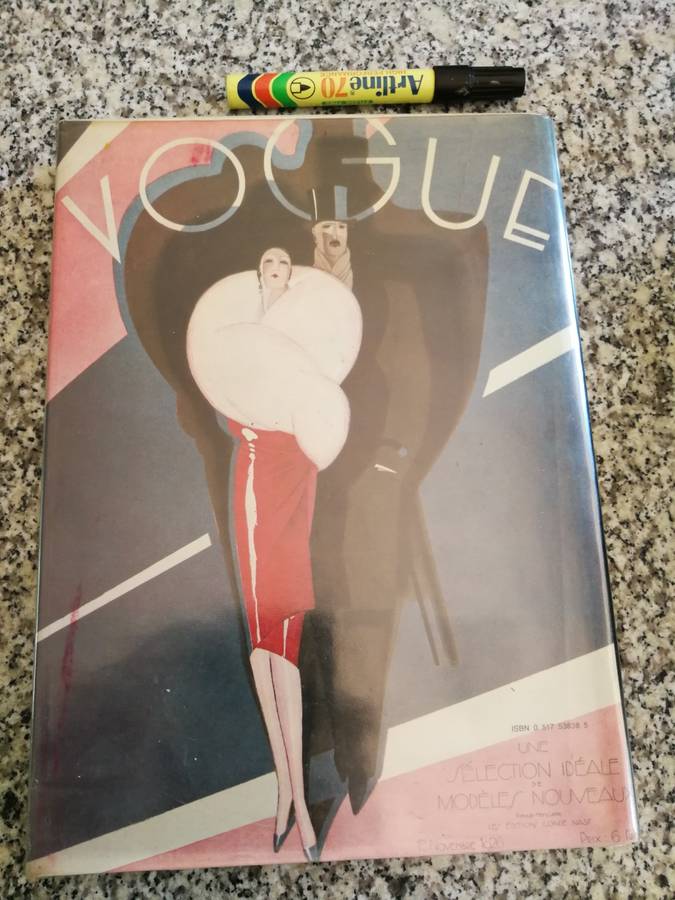 THE ART OF VOGUE COVERS 1909-1940 WILLIAM PACKER ( Vogue Magazine  Fashion Hardcover )