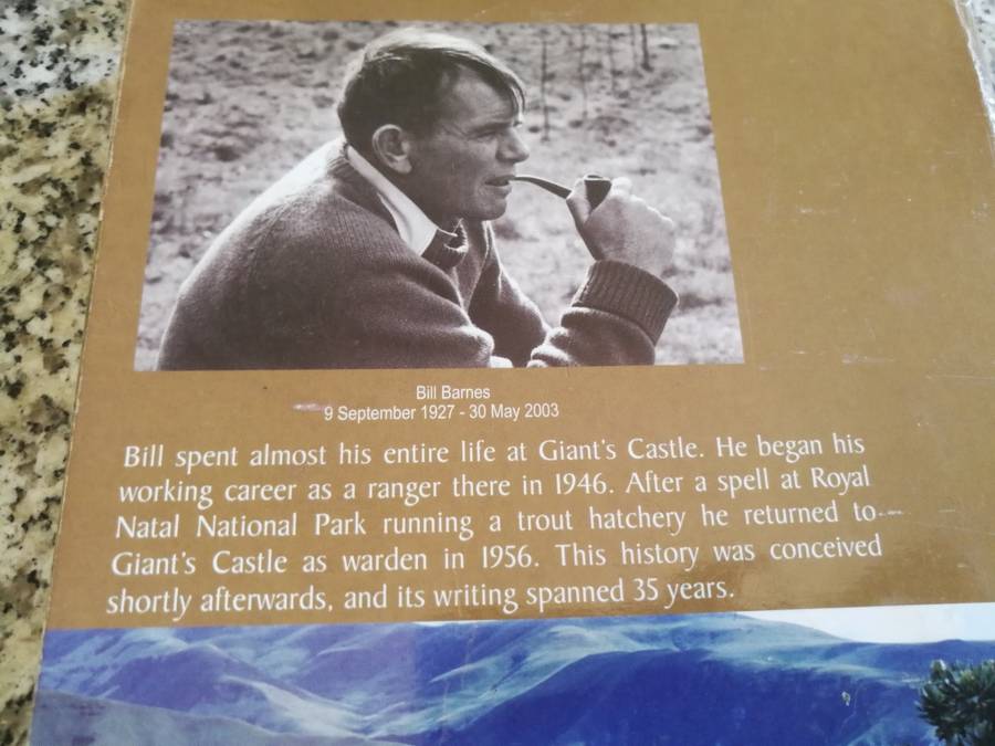 Reserved for DesNie GIANT`S CASTLE A PERSONAL HISTORY BILL BARNES ( Drakensberg )