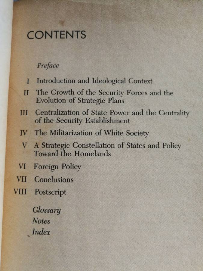 THE MILITARIZATION OF SOUTH AFRICAN POLITICS KENNETH W GRUNDY 1988