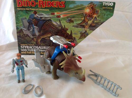 Dino Riders "Styracosaurus" 100 % complete, mint with card