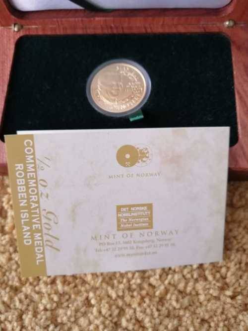 **Nelson Mandela Robben Island 1/2 ounce SOLID GOLD