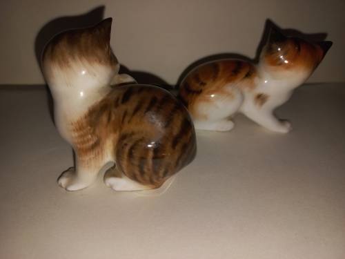 Two Royal Doulton Kittens