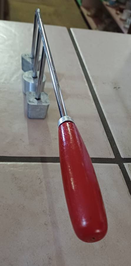 Snackle maker