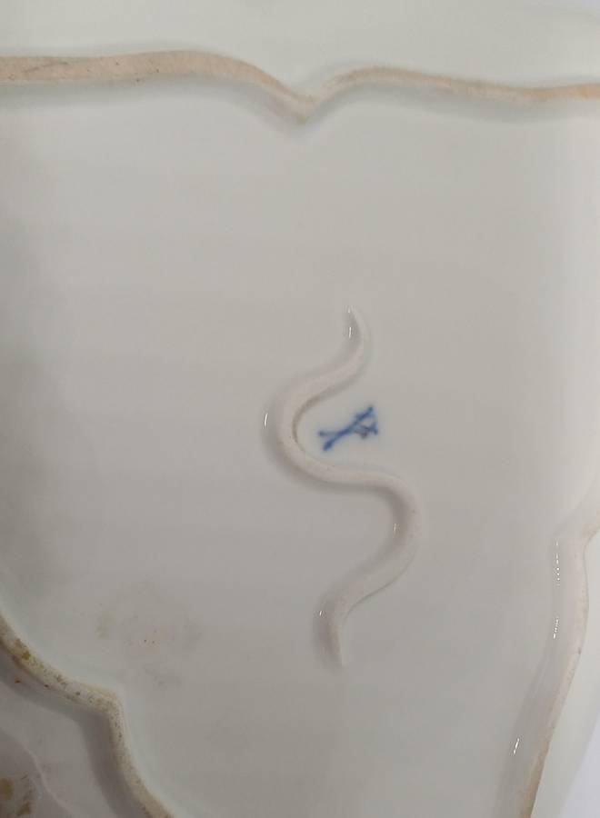 MEISSEN SERVING DISH