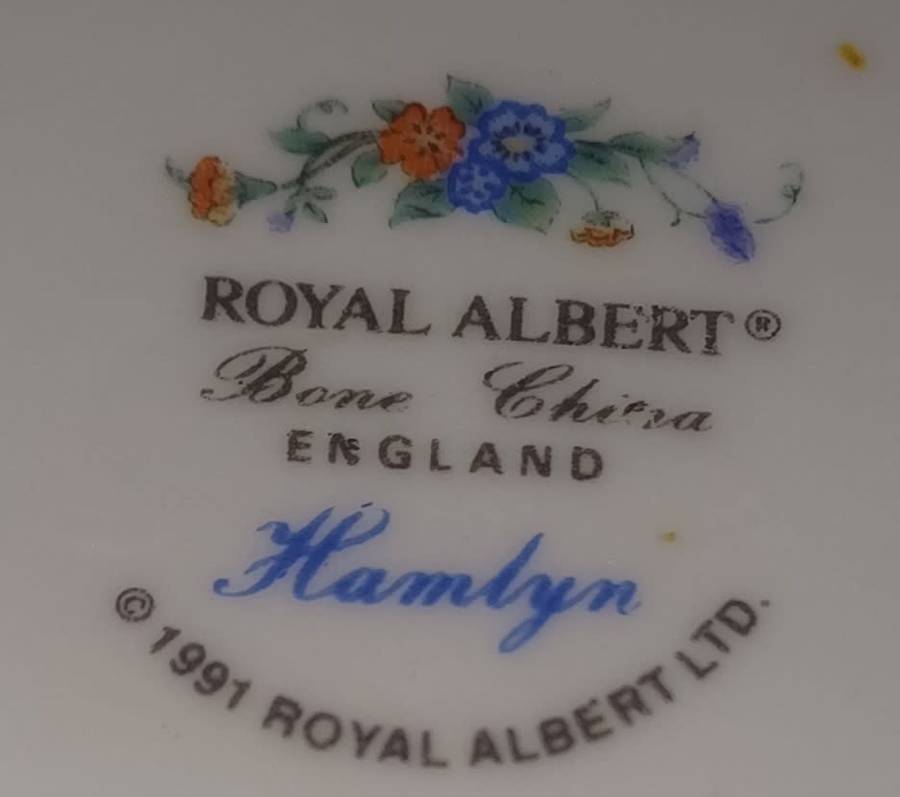 ROYAL ALBERT 1991 HAMLYN- FEW PIECES