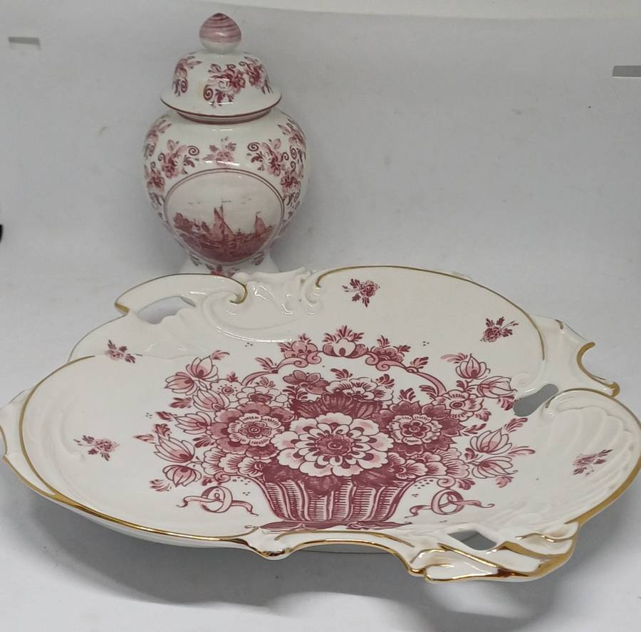 TWO PINK DELFT ITEMS