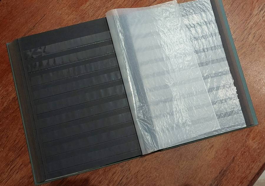 Stamp Stock Book, empty, Good ConditionBlack pg b/g, 32 x d/s pages, 23 x 31cm