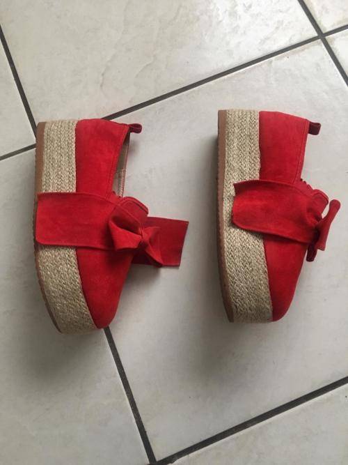 LADIES SHOES