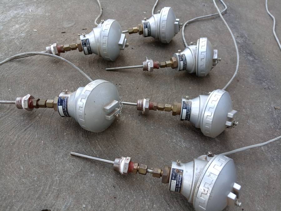 PT100 thermocouple 100mm probe with 4-20mA Smart temperature transmitter RTD sensor head