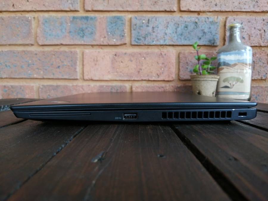 Lenovo ThinkPad T480s Professional Notebook - **8th Core i5, 8GB RAM, 256 NVMe SSD, 4G LTE, 14" IPS*