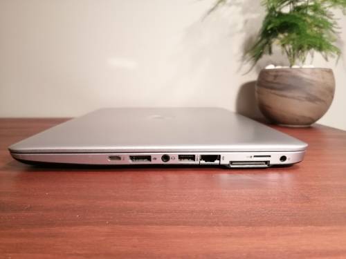 HP EliteBook 840 G3 Business Notebook - *Core i5, 8GB RAM, NVMe SSD + HDD, compact design, Win10**
