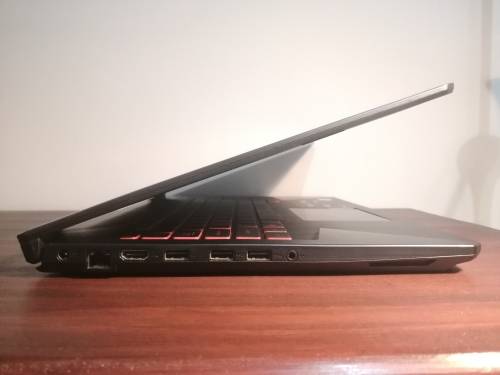 ASUS TUF FX504G Gaming Laptop - *8th Gen Core i7, 16GB RAM, SSD + HDD, GTX1050, 120Hz FHD display*