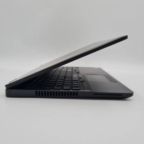 Dell Latitude E5570 Notebook - Core i7, 16GB RAM, 256GB SSD, AMD Radeon R7 M360 GPU, LTE, 15.6` FHD