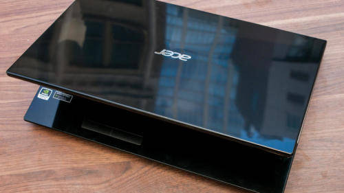 ACER ASPIRE - INTEL® CORE(TM) i5-3210M - NVIDIA GEFORCE GT 630M - 4 GIG RAM