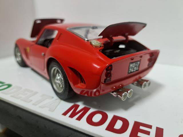 1:18 FERRARI 250 GTO
