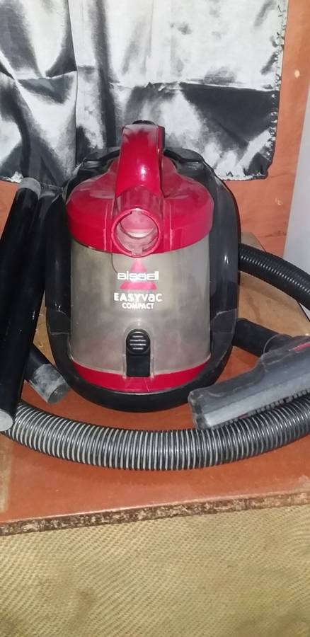 Bissell Vacuum Cleaner