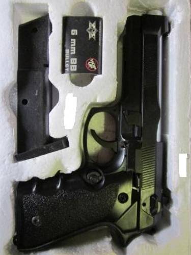Airsoft pistol - M92F-1 Silver barrel