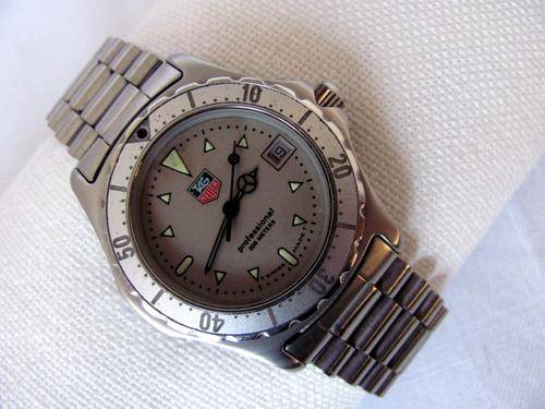 Authentic RARE TAG HEUER 2000 MID`S STEEL 972.013R
