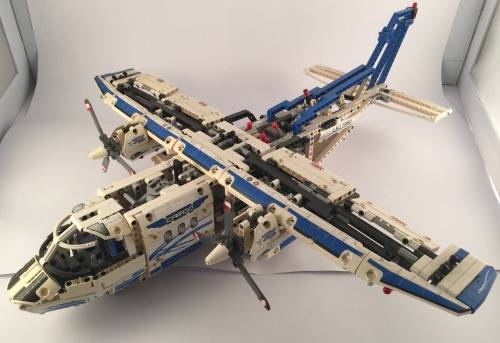 LEGO Technic 42025 Cargo Plane