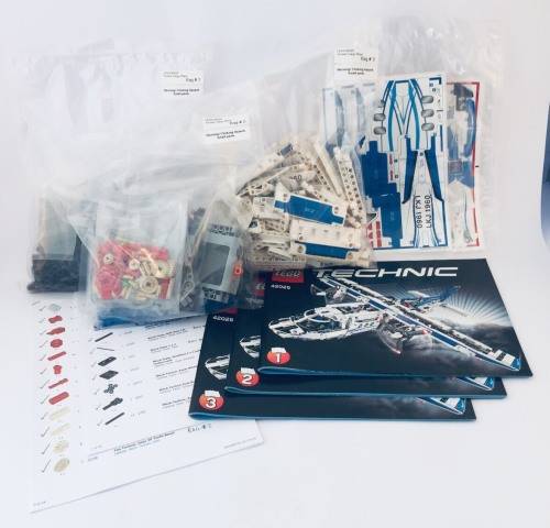 LEGO Technic 42025 Cargo Plane