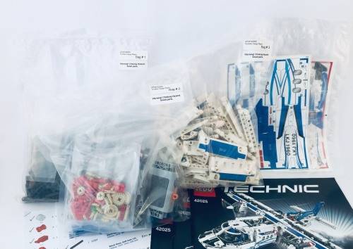 LEGO Technic 42025 Cargo Plane