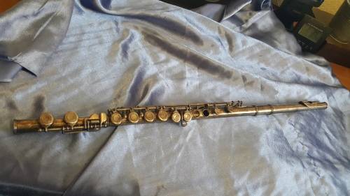 Old flute