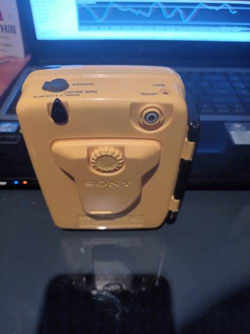 Vintage SONY Sports Walkman Cassette Player WM-A53