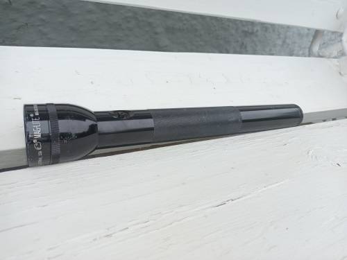 MAG-LITE INSTRUMENT BATTERY OPERATED BIG CAMPING TORCH FLASH LIGHT, USA