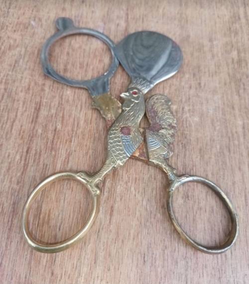 VINTAGE Solingen Germany Egg Cutter