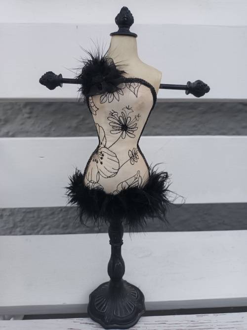 Mannequin Jewellery Stand