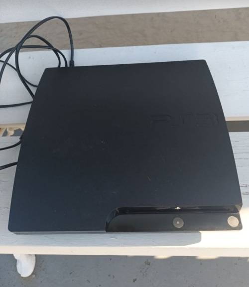 SONY PS3 Slim Console (Displaying NO SIGNAL to TV)