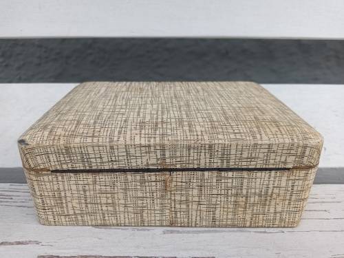 VINTAGE Farrington Texol Jewelry Box made in U.S.A.