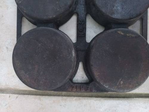 VINTAGE ERIE No.8 Cast Iron Muffin Pan 946