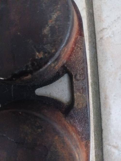 VINTAGE ERIE No.8 Cast Iron Muffin Pan 946