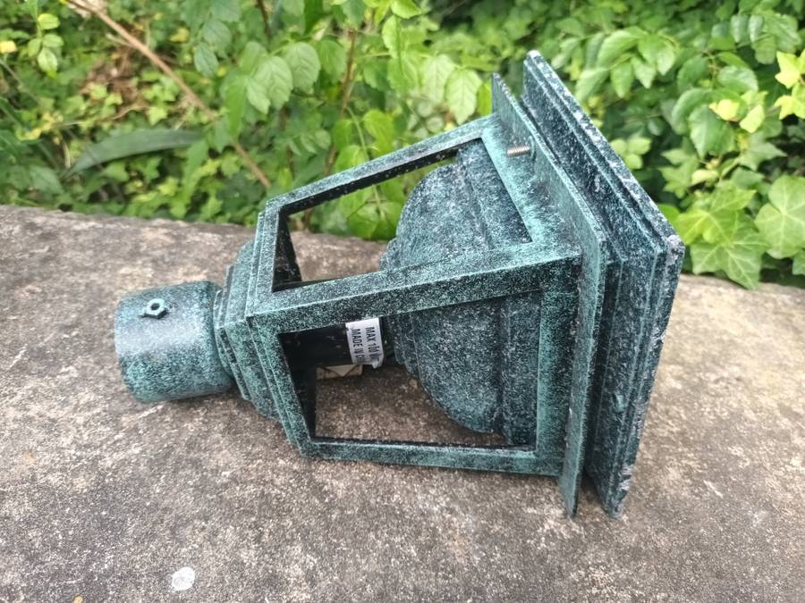 Aluminum Cast Lantern Clear Beveled Panels × 2