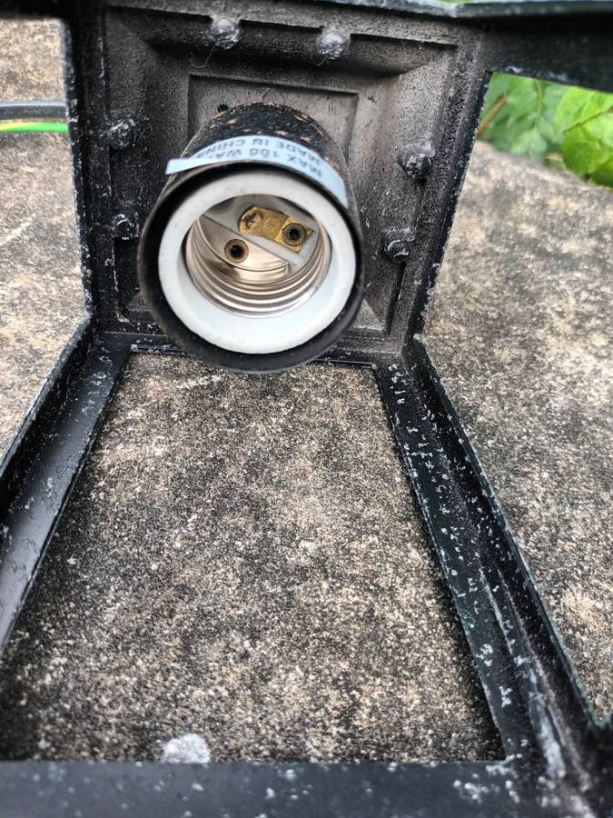 Aluminum Cast Lantern Clear Beveled Panels × 2