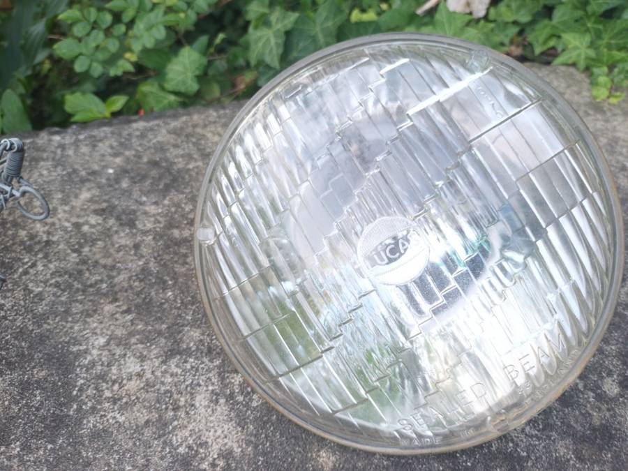 LUCAS Sealed Beam Headlight 10170