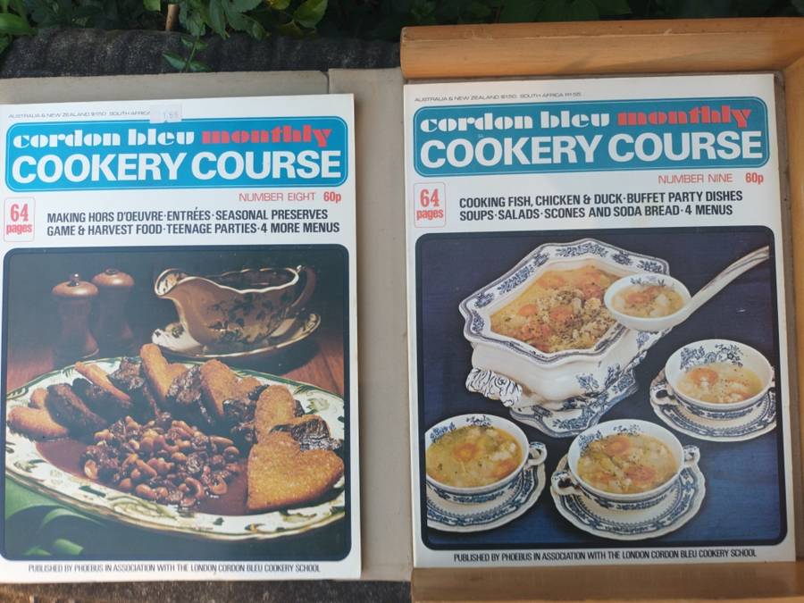 VINTAGE Cordon Bleu Monthly Cookery Course × 9