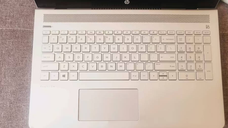 HP Pavilion 15 i5-1155G7 16GB RAM 500GB PCIE NVME SSD 15.6`