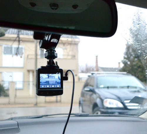 Genius 1080p car dvr with gps (DVR-FHD660G) free Courier to your door