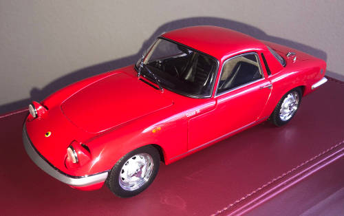 1/18 AutoArt Lotus Elan S/E Coupe 1966