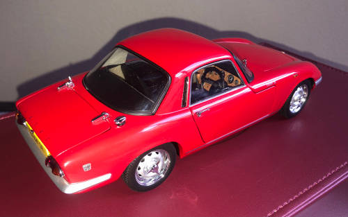 1/18 AutoArt Lotus Elan S/E Coupe 1966