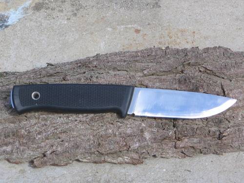 Fallkniven F1 survival knife