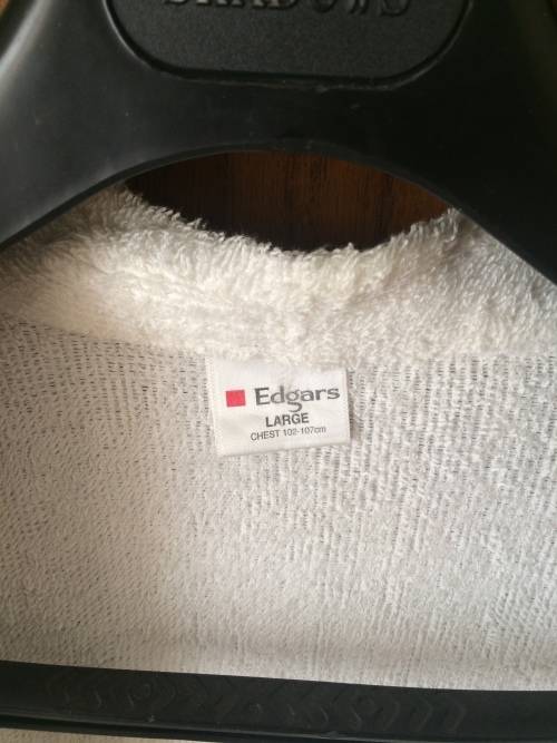 Edgars Unisex White Gown - In good condition.BARGAIN! CLEARANCE SALE
