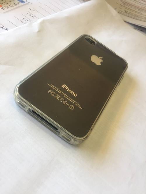 Apple Iphone 4s 16GB - All working and Whatsapp