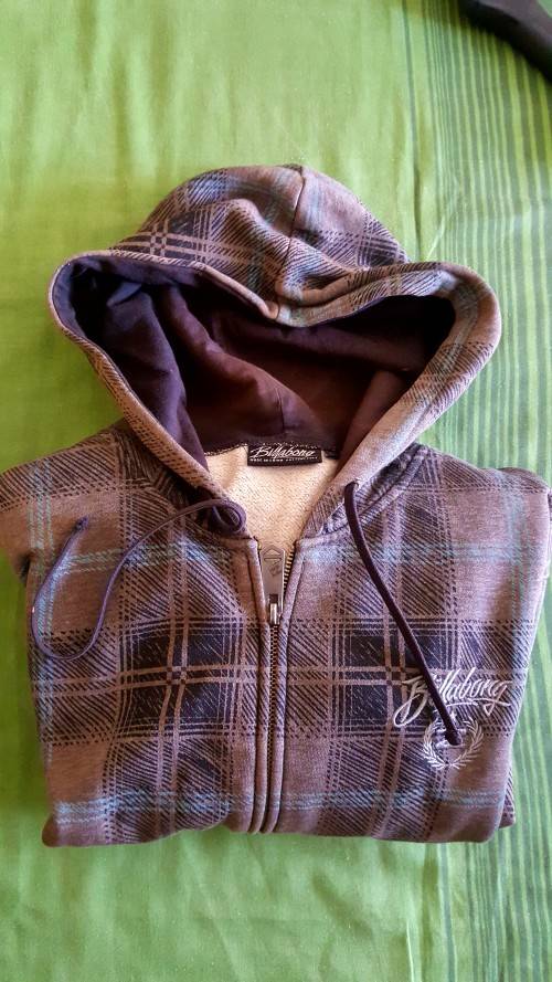 Billabong Hoodie and Quality.In good condition.Size Large.CLEARANCE SALE ITEMS