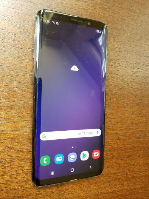 Samsung Galaxy S9 SM-G960U (Unlocked / AT&T) 64gb Midnight Black Smartphone!Great