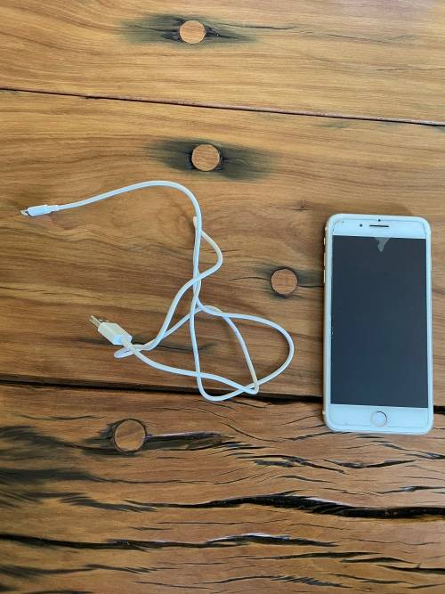 Apple Iphone 7 Plus Gold 32GB - Sell - AS IT IS. All Networks Unlocked